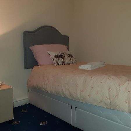 Phoenix Guest House Barrow-in-Furness Extérieur photo