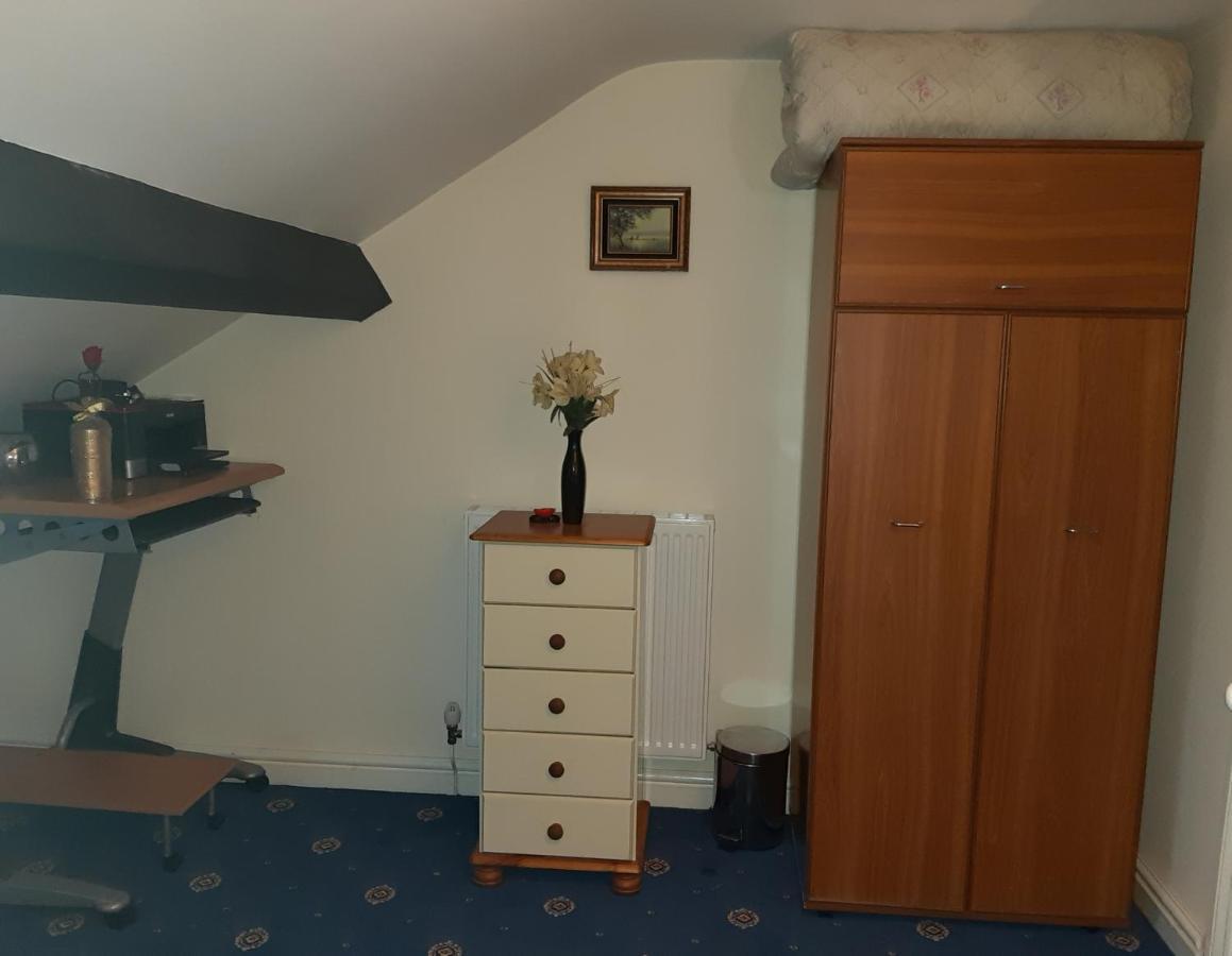Phoenix Guest House Barrow-in-Furness Extérieur photo