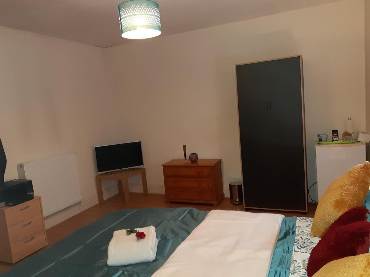 Phoenix Guest House Barrow-in-Furness Extérieur photo