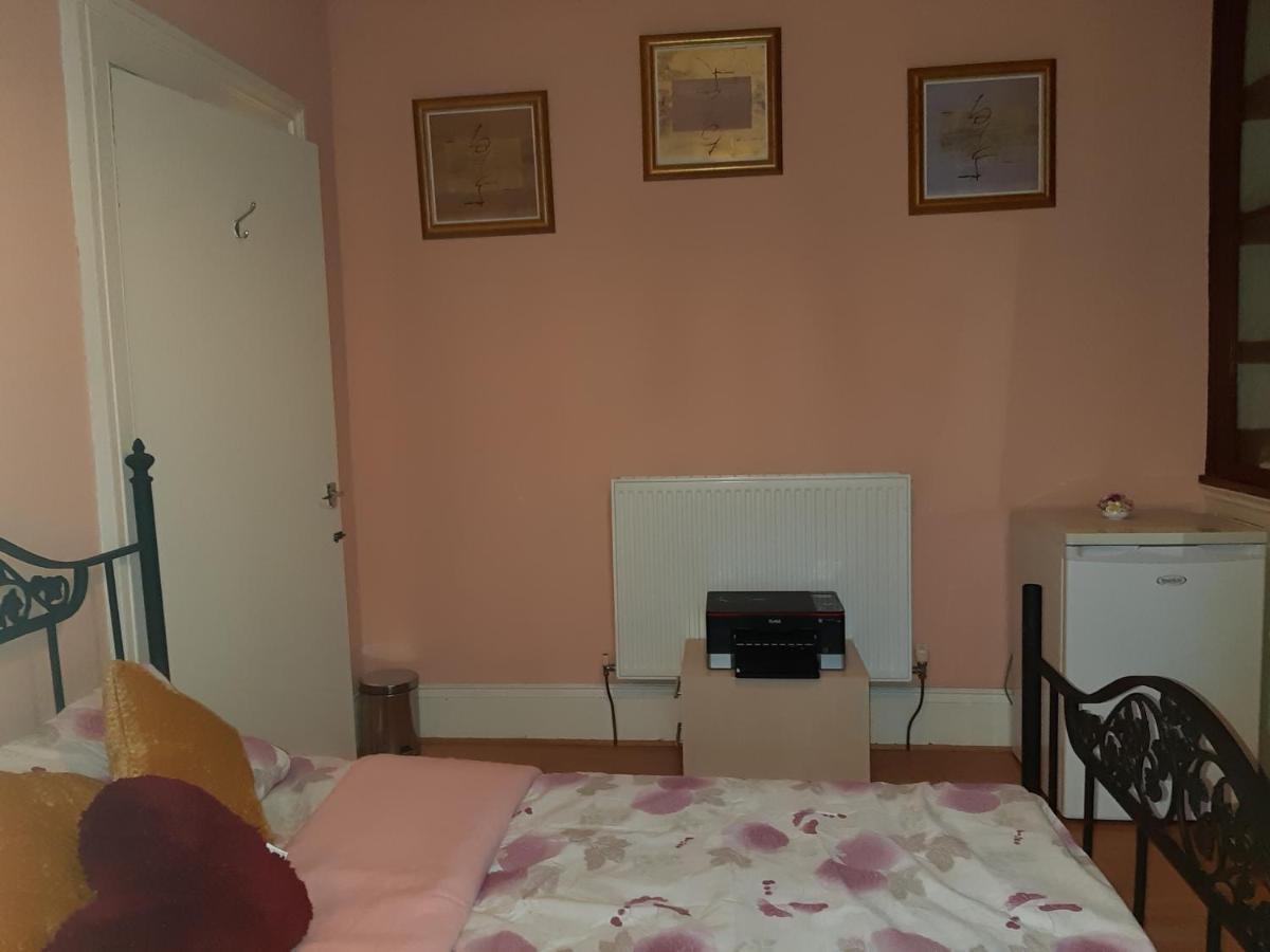 Phoenix Guest House Barrow-in-Furness Extérieur photo
