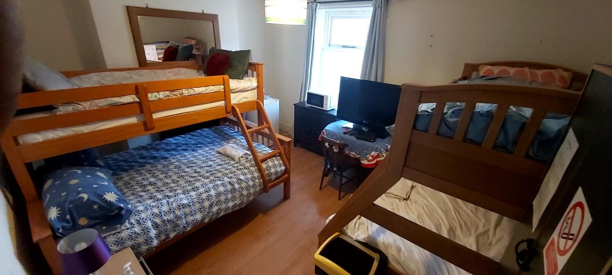 Phoenix Guest House Barrow-in-Furness Extérieur photo